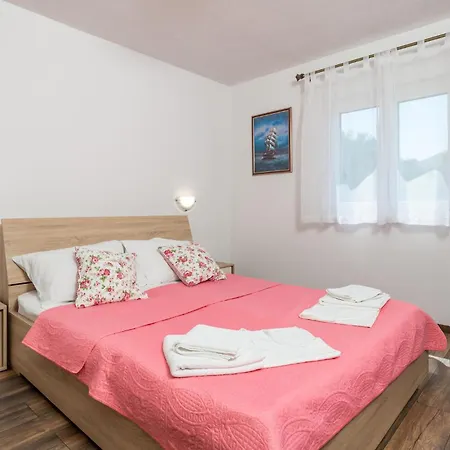 Apartman Gorgeous In With Kitchen *